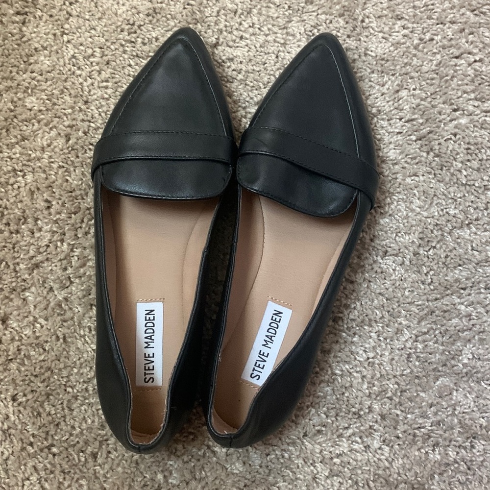 Black Steve Madden Flats